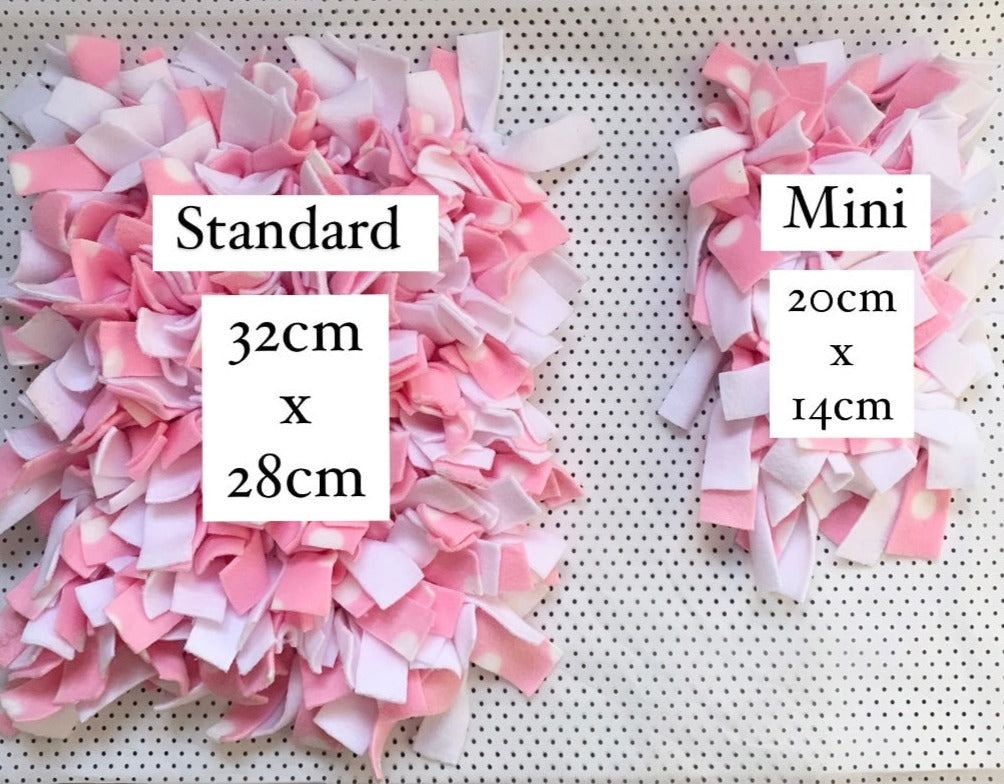 Pink Polka Dot Pet Snuffle Mat