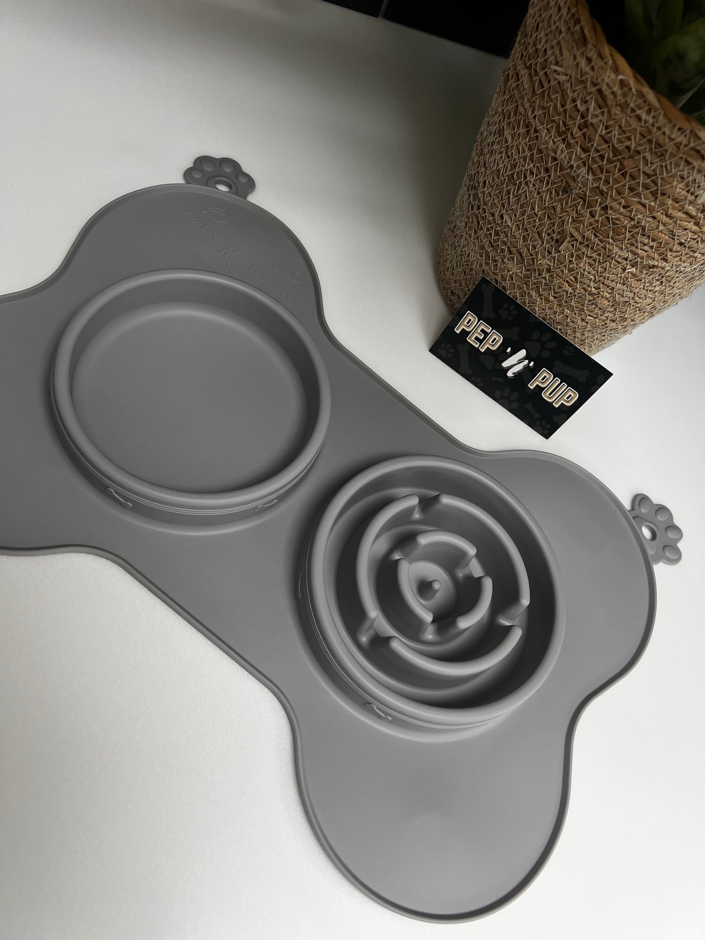 Silicone Pet Travel Bowls With Integrated Mat